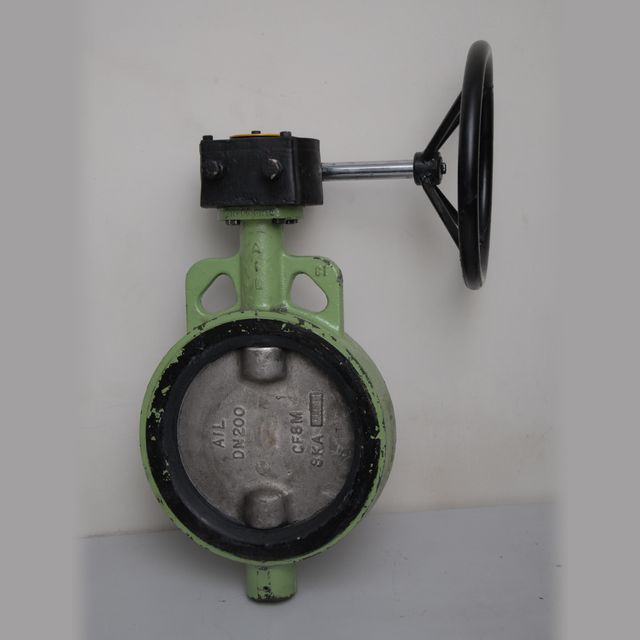 AEW butterfly valve with gear operator and handwheel